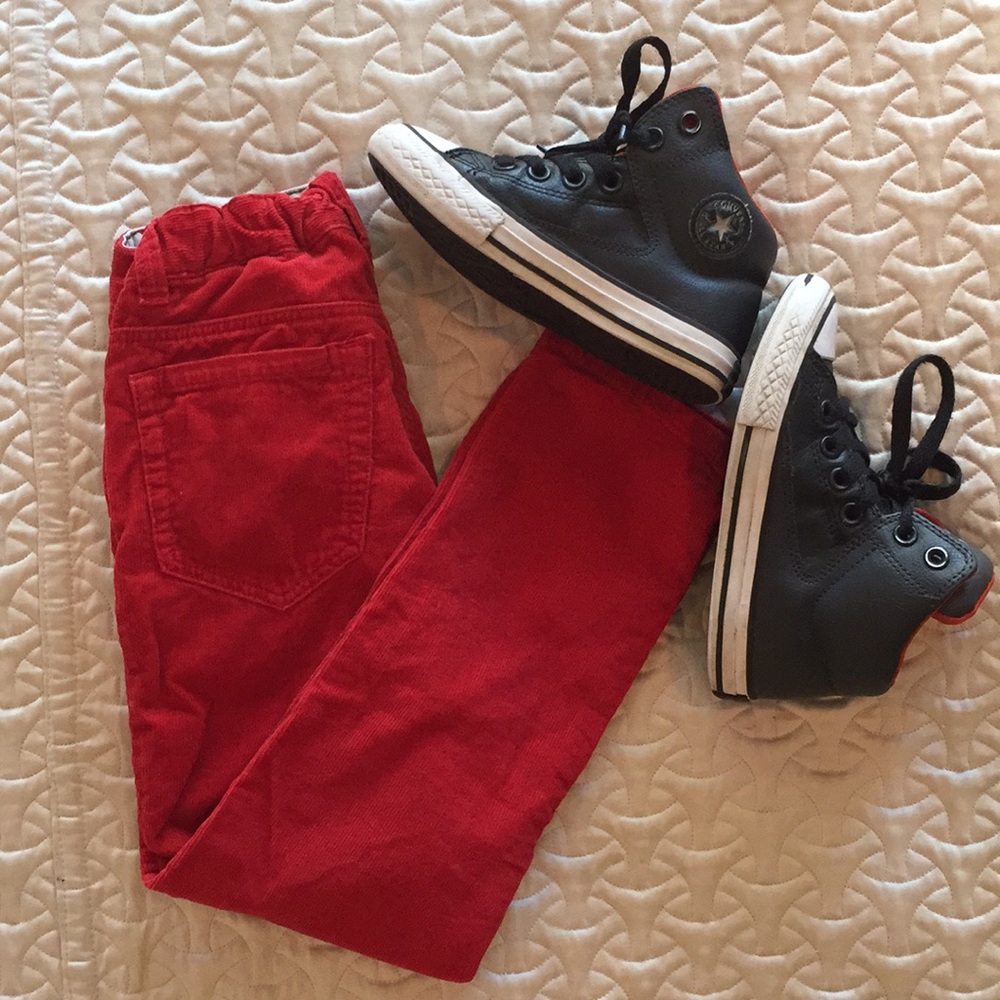 H&M • Corduroy Pants • 6/7